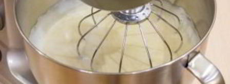 шоколадная шарлотка с грушей. Шаг 3