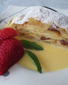 Австрийский яблочный штрудель