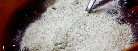 штрудель с вишней из слоеного теста. Шаг 7