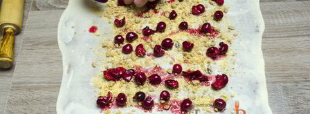 штрудель с вишней. Шаг 26