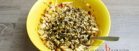 штрудель с яблоками, изюмом и грецкими орехами. Шаг 23