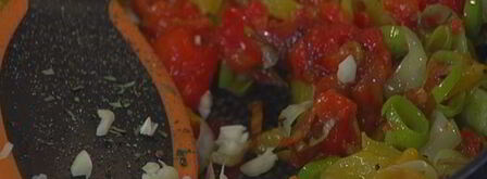 штрудель с запеченным красным перцем и луком-пореем. Шаг 9