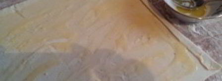 вишневый штрудель из слоеного теста. Шаг 5