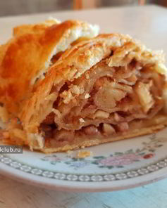 Яблочный штрудель из готового теста