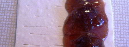 слойки с абрикосовым джемом и сливовым конфитюром. Шаг 6