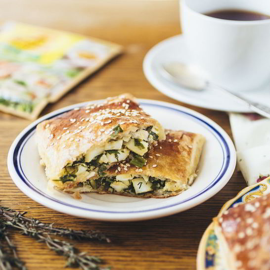 Рецепт слоек с яйцом и зеленью