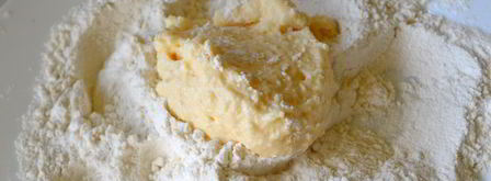 бабушкины творожные сырники. Шаг 7