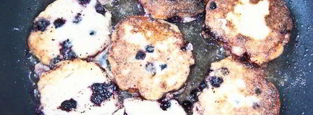 чернично-лимонные сырники. Шаг 4