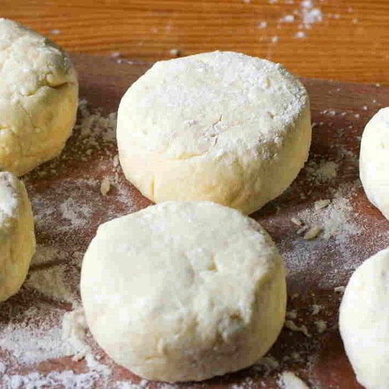 Рецепт классических сырников на сковороде