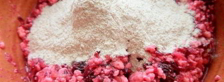 свекольные сырники из духовки. Шаг 11