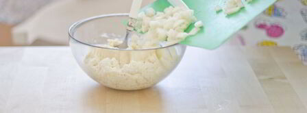 сырники из цельнозерновой муки с грушей. Шаг 4