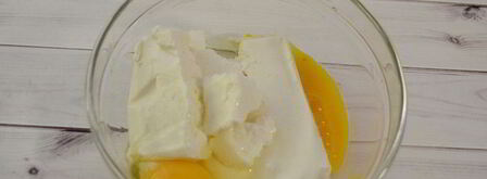 сырники с вишней. Шаг 3