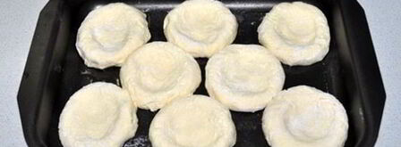 сырники со сметаной в духовке. Шаг 4