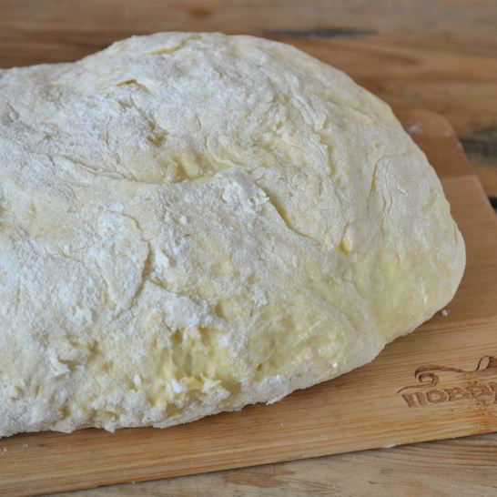 Рецепт бездрожжевого теста с сыром