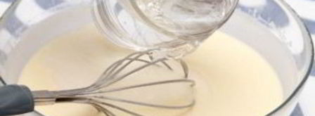 тесто жидкое. Шаг 4