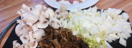 картофельно-грибной торт с черносливом. Шаг 4