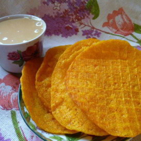 Рецепт тыквенных тонких вафель с домашней сгущенкой