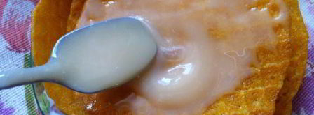 тыквенные тонкие вафли с домашней сгущенкой. Шаг 14