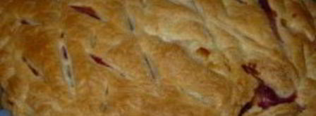 выпечка из слоеного дрожжевого теста с творогом. Шаг 4