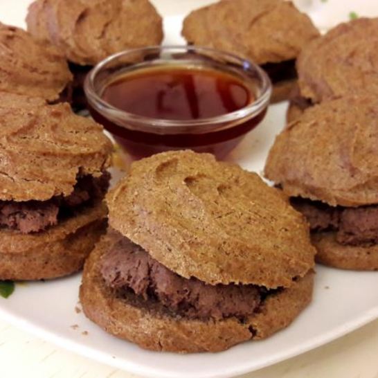 Рецепт гречневых профитролей с паштетом из дичи