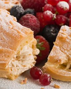 Профитроли с кремом шантильи