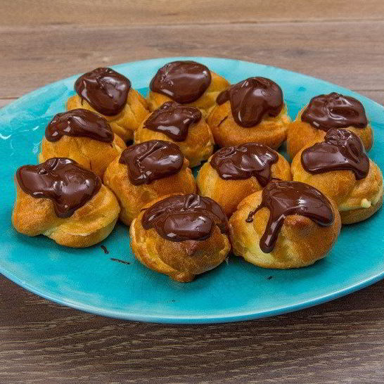 Рецепт профитролей с заварным кремом и шоколадом