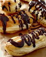 Эклеры из заварного теста