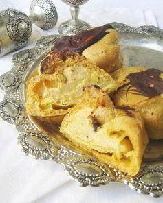 Эклеры с ореховым кремом пралине