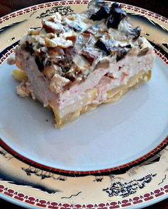 Куриная запеканка с грибами и кабачками