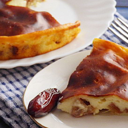 Рецепт творожной запеканки с финиками