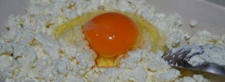 творожная запеканка с яблоком и бананом. Шаг 3