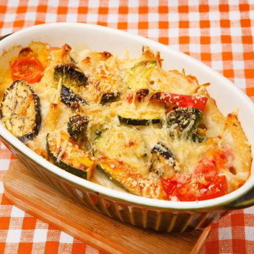 Запеканка с баклажанами и помидорами в духовке