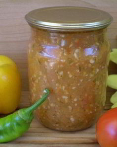 Аджика острая из помидоров и чеснока