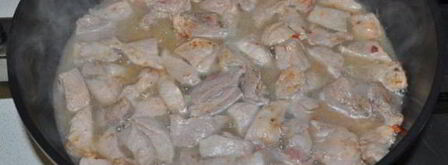 свинина, тушенная с аджикой. Шаг 5