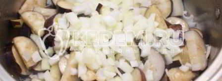 баклажаны порезанные ломтиками. Шаг 4