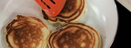 сметанные пампушки с джемом. Шаг 4