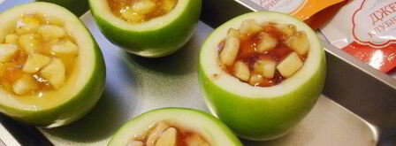 запеченные яблоки с джемом и бананом. Шаг 7