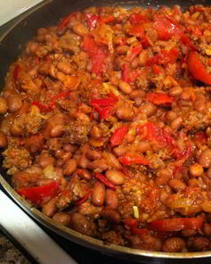 Фасоль с фаршем и лечо