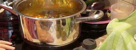 лечо из огурцов с помидорами на зиму. Шаг 7