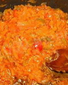 Лечо из помидор с чесноком и перцем