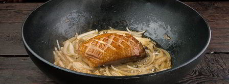 пряная утиная грудка, тушеная в лечо. Шаг 3