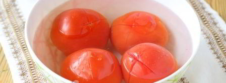 огурцы в томатном соке на зиму. Шаг 4