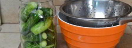 быстрые малосольные огурцы в банке. Шаг 5