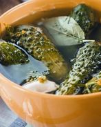 Малосольные огурчики с хреном