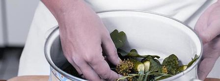 малосольные огурчики с хреном. Шаг 3