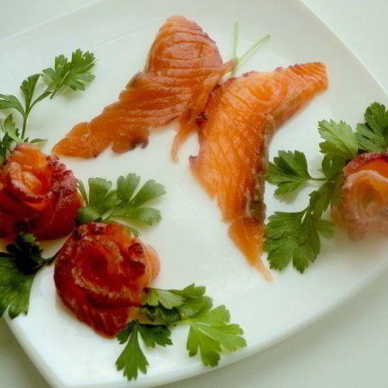 Рецепт семги малосольной с черной смородиной