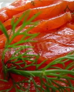 Соленый лосось с укропом