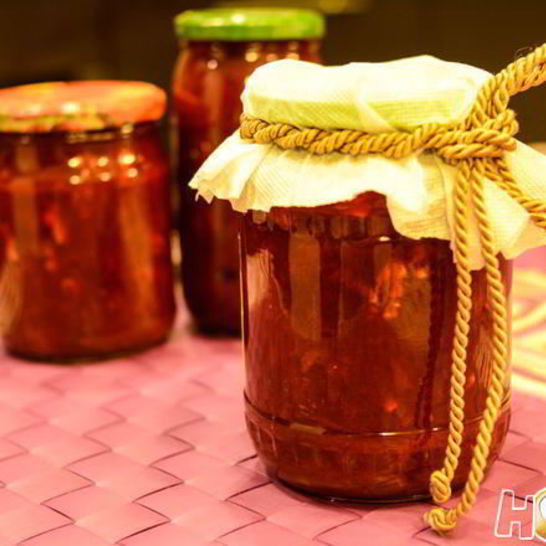 Рецепт сливового варенья с орехами в коньяке