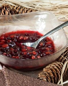 Варенье из брусники с кедровыми орешками