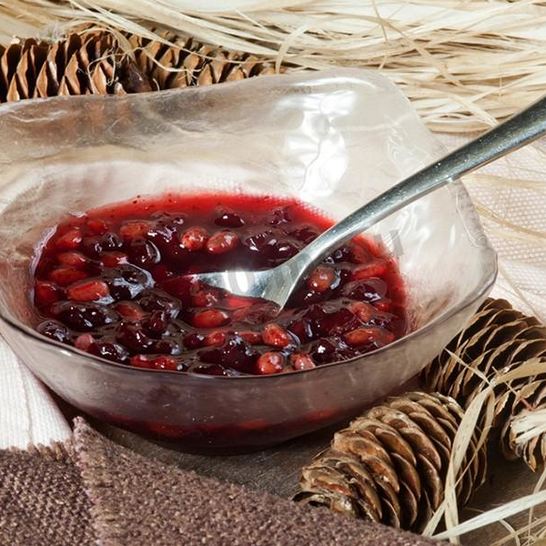 Рецепт варенья из брусники с кедровыми орешками